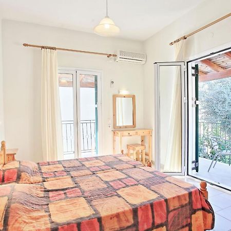 Zoulis Eleni Apartment Калами Екстериор снимка