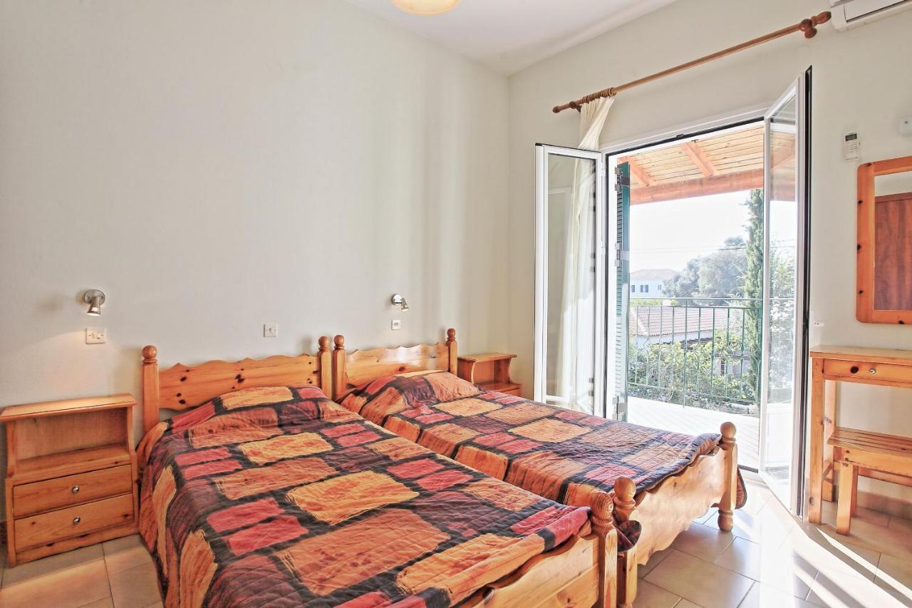 Zoulis Eleni Apartment Калами Екстериор снимка