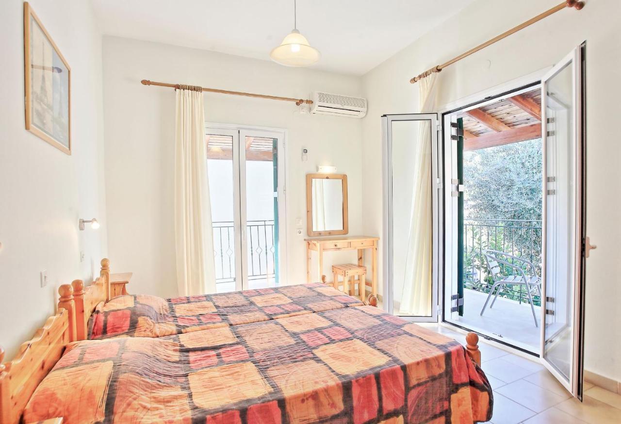 Zoulis Eleni Apartment Калами Екстериор снимка